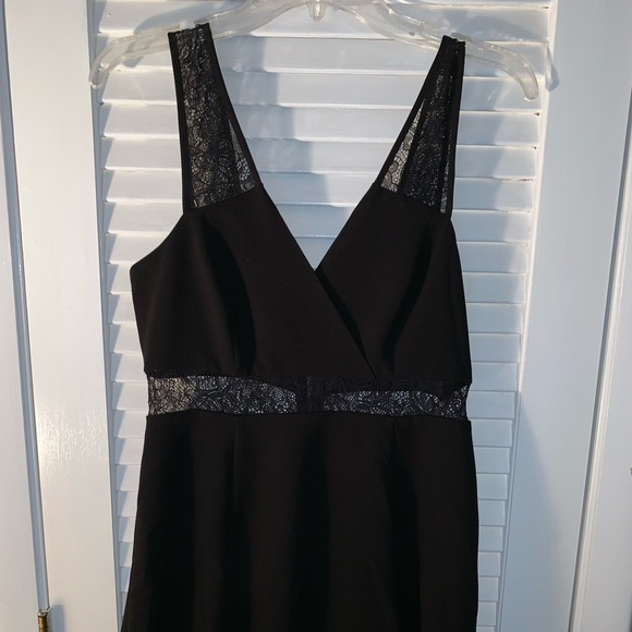 BCBGeneration Dresses & Skirts - BCBGeneration lace sheer waist dress